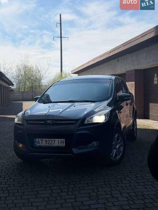 Позашляховик / Кросовер Ford Kuga 2014 в Івано-Франківську