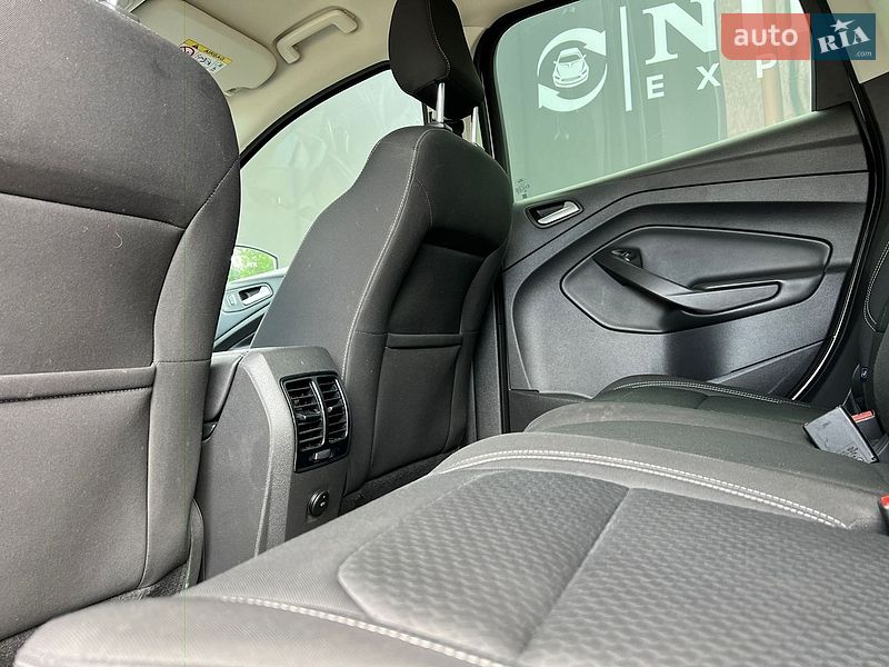 Внедорожник / Кроссовер Ford Kuga 2019 в Львове фото 22 Внедорожник / Кроссовер Ford Kuga 2019 в Львове