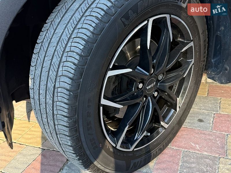 Внедорожник / Кроссовер Ford Kuga 2019 в Тернополе