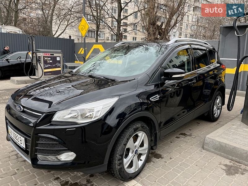 Внедорожник / Кроссовер Ford Kuga 2015 в Харькове