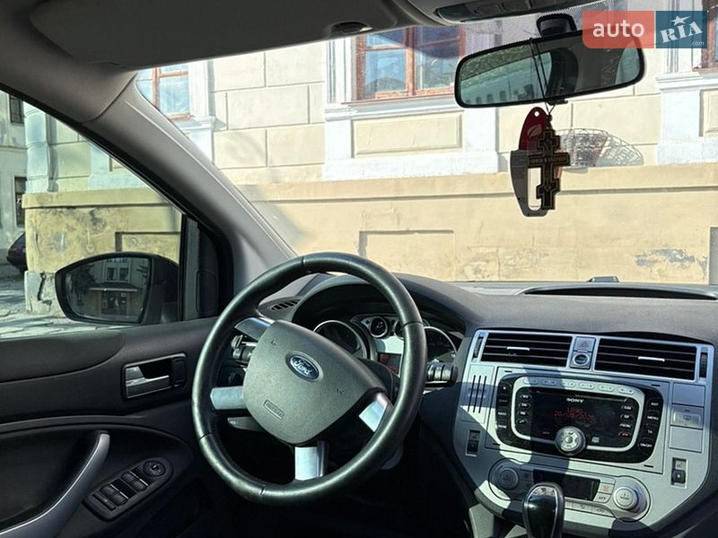 Внедорожник / Кроссовер Ford Kuga 2010 в Каменец-Подольском