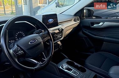 Позашляховик / Кросовер Ford Kuga 2022 в Києві