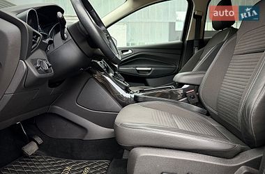 Позашляховик / Кросовер Ford Kuga 2019 в Києві