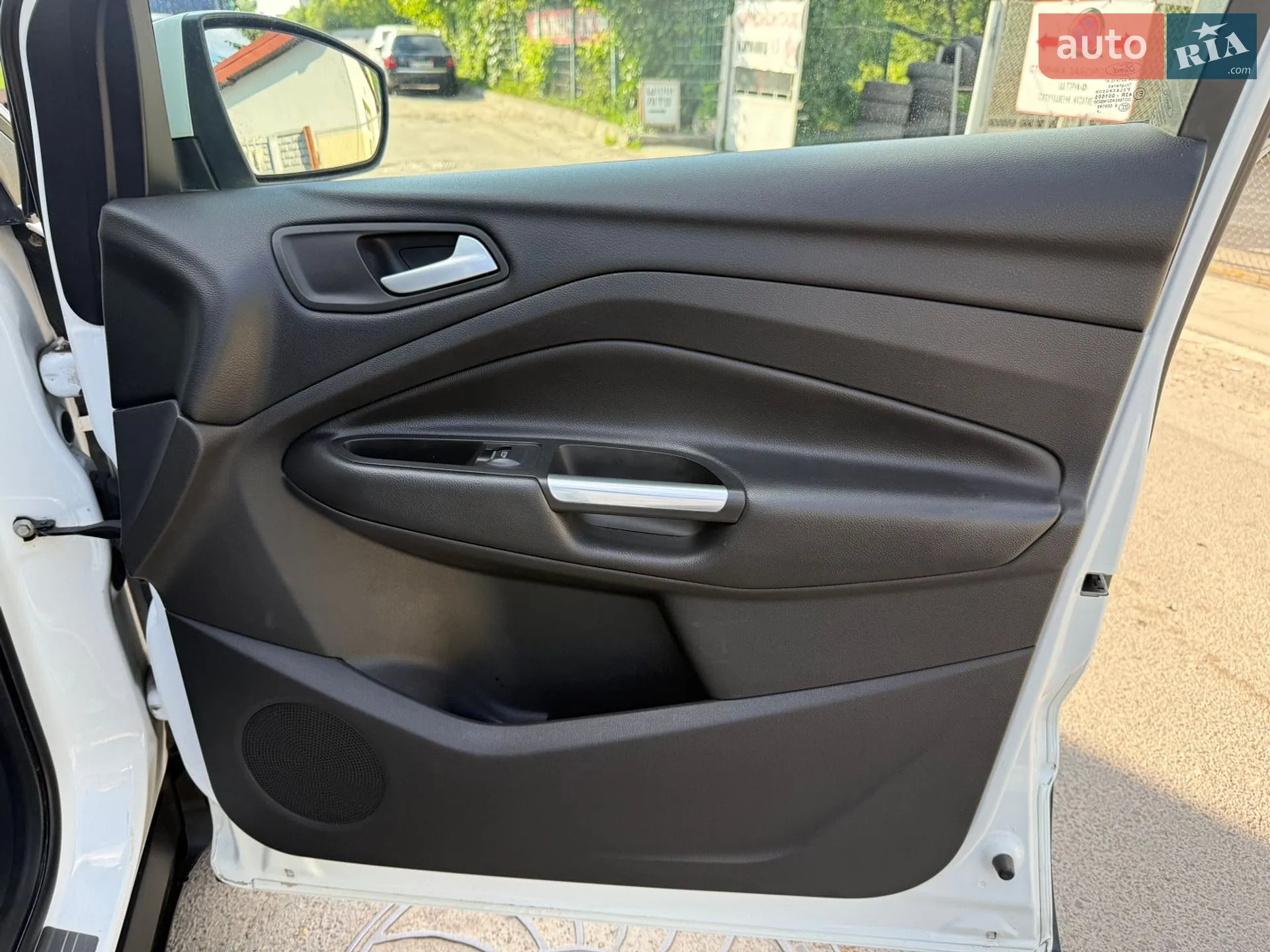 2017 Ford Kuga - мініатюра 29
