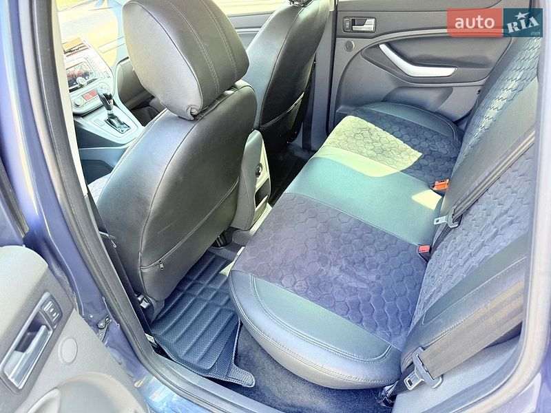 Позашляховик / Кросовер Ford Kuga 2011 в Харкові