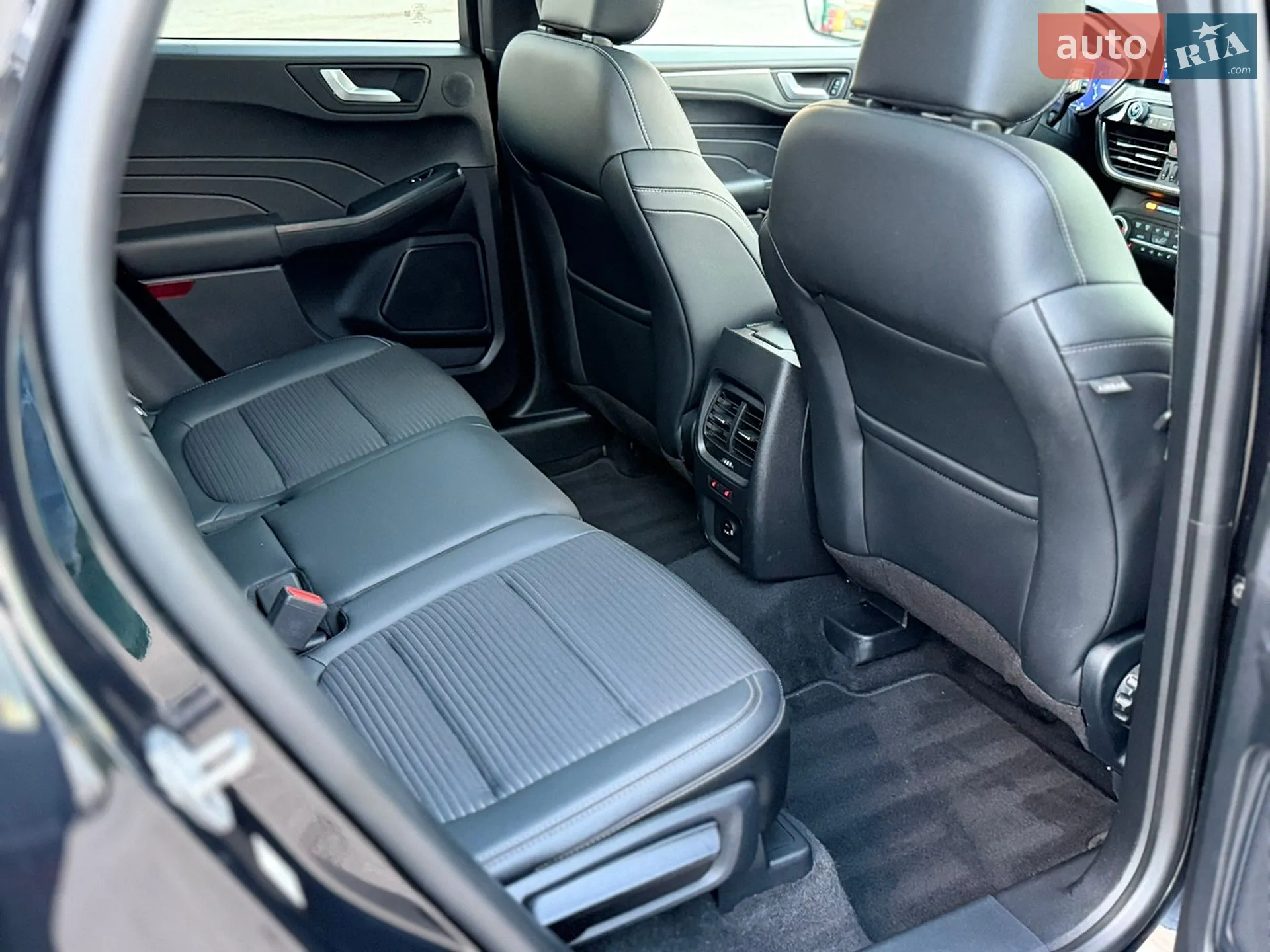 2022 Ford Kuga - мініатюра 15