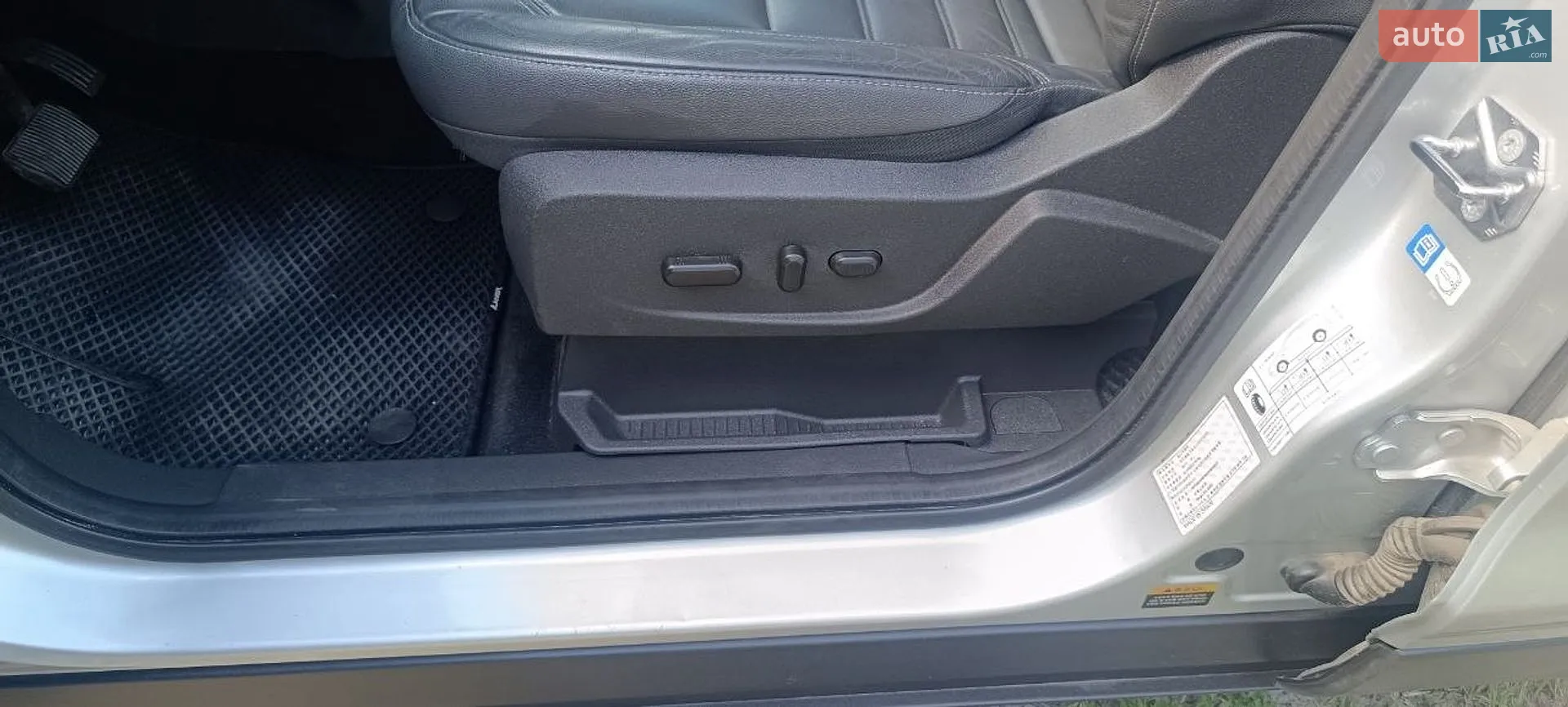 2017 Ford Kuga - мініатюра 29
