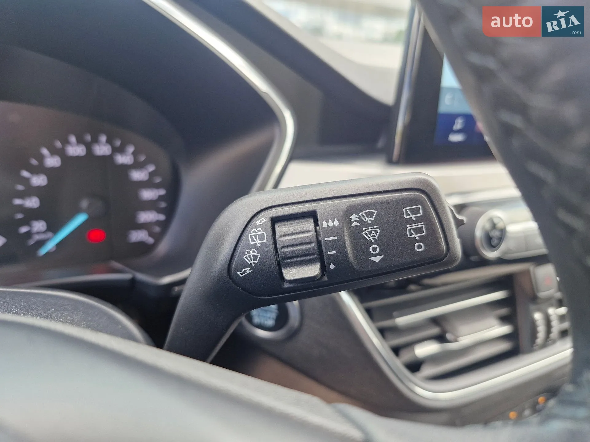 2020 Ford Kuga - мініатюра 24
