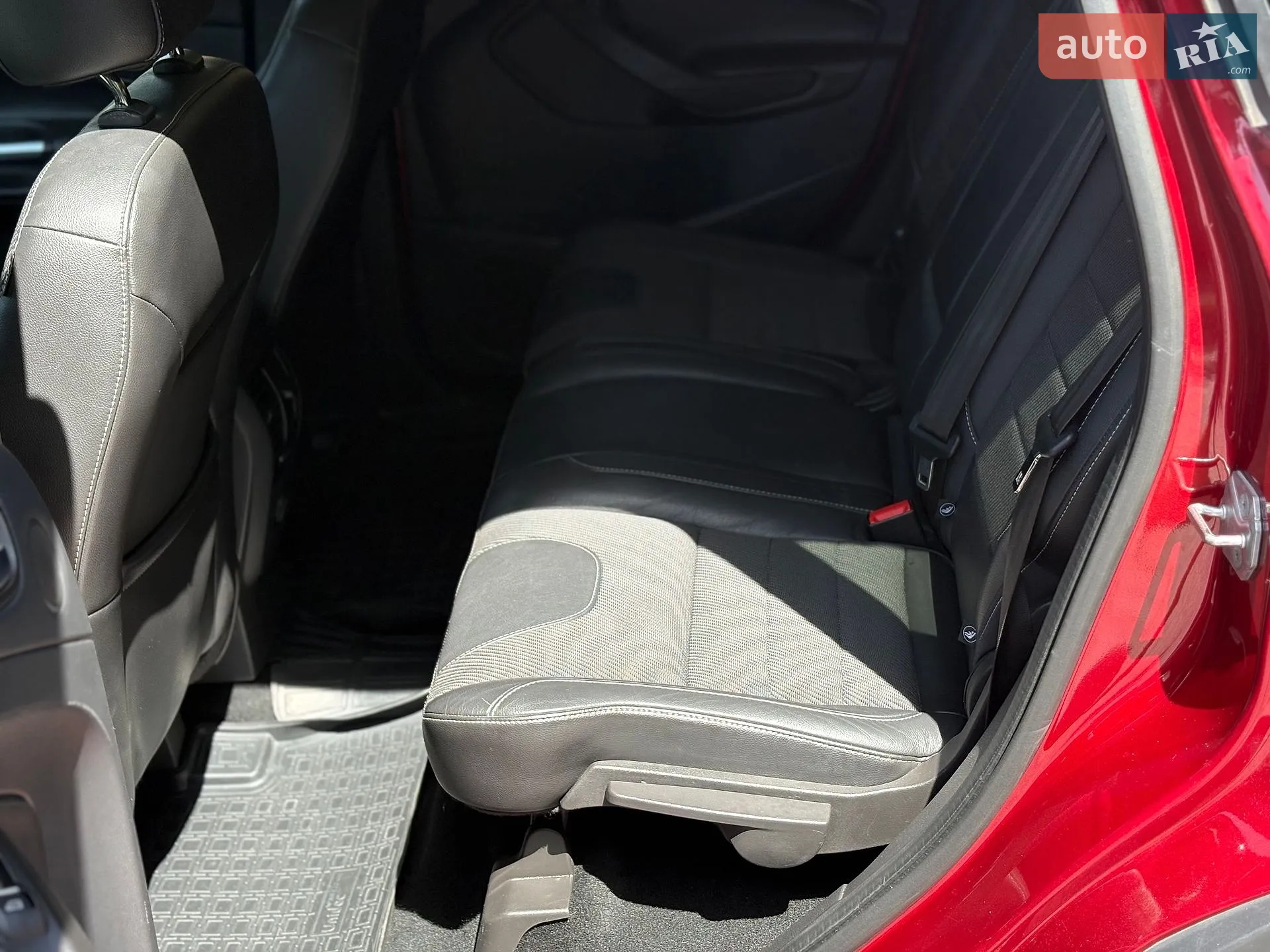 2015 Ford Kuga - мініатюра 54