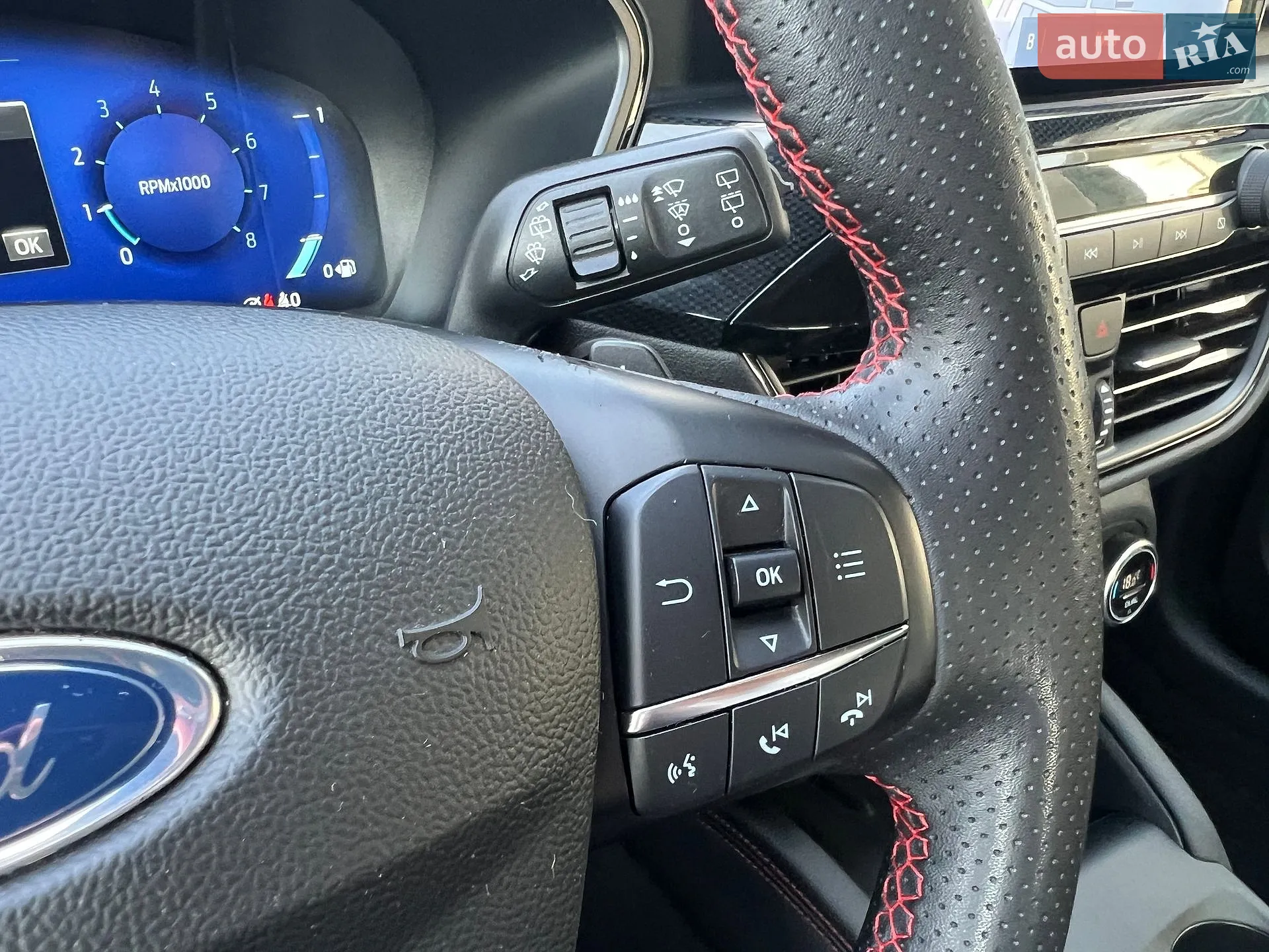 2021 Ford Kuga - мініатюра 31