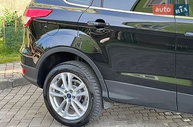 Внедорожник / Кроссовер Ford Kuga 2015 в Ивано-Франковске