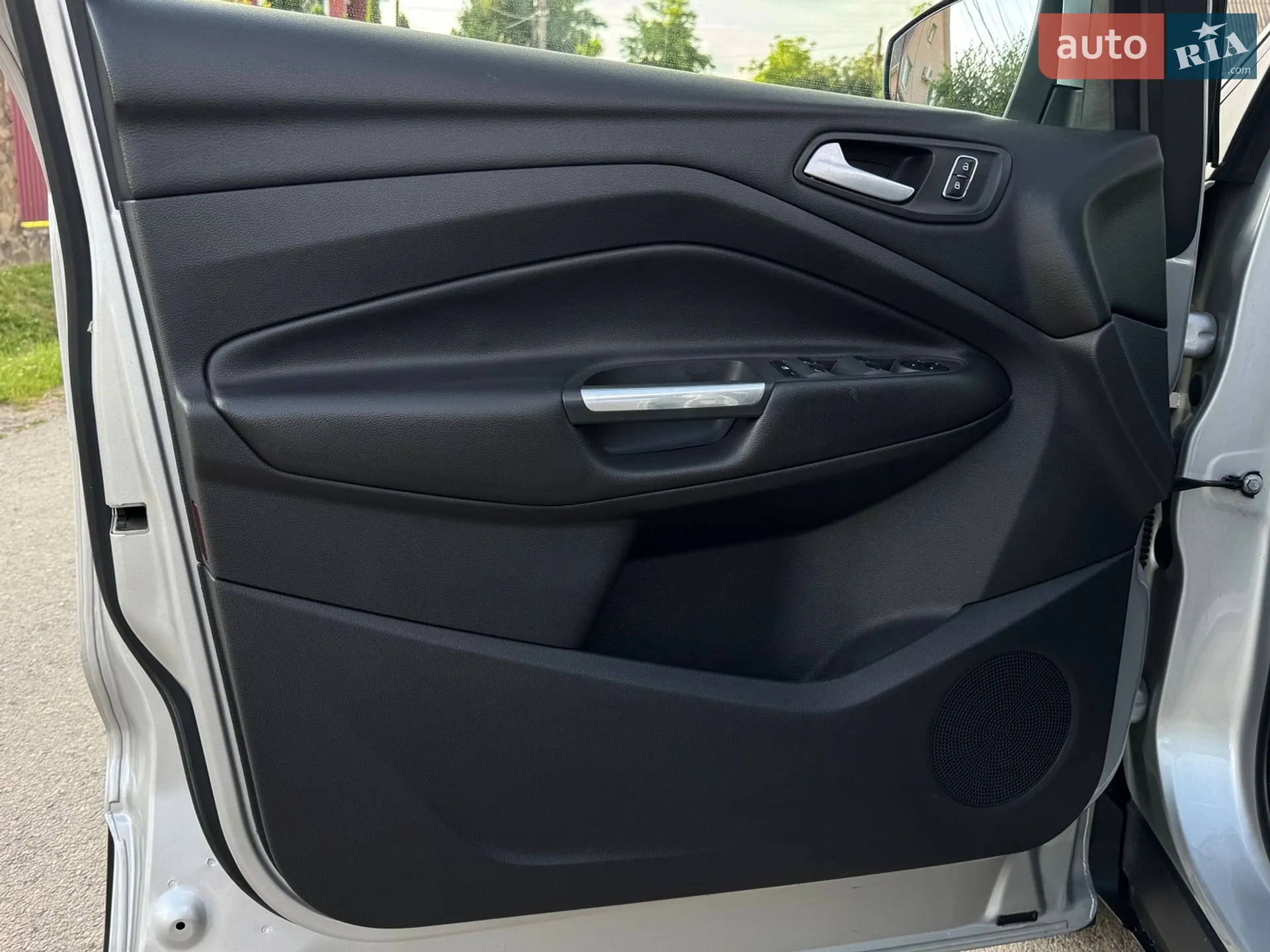 2015 Ford Kuga - мініатюра 33