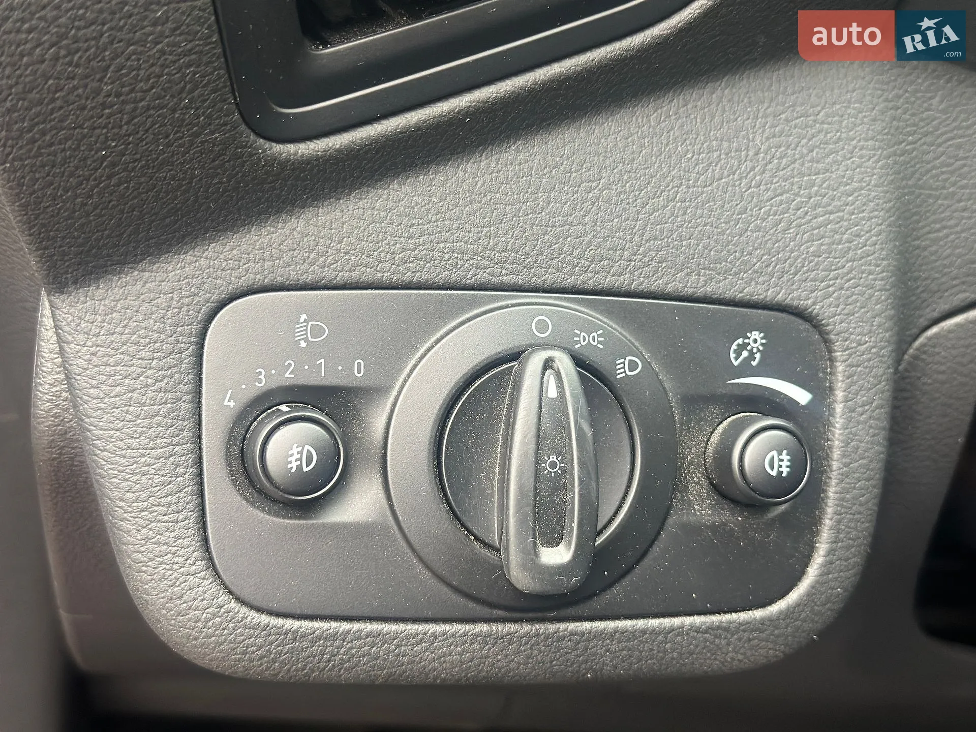 2019 Ford Kuga - мініатюра 20