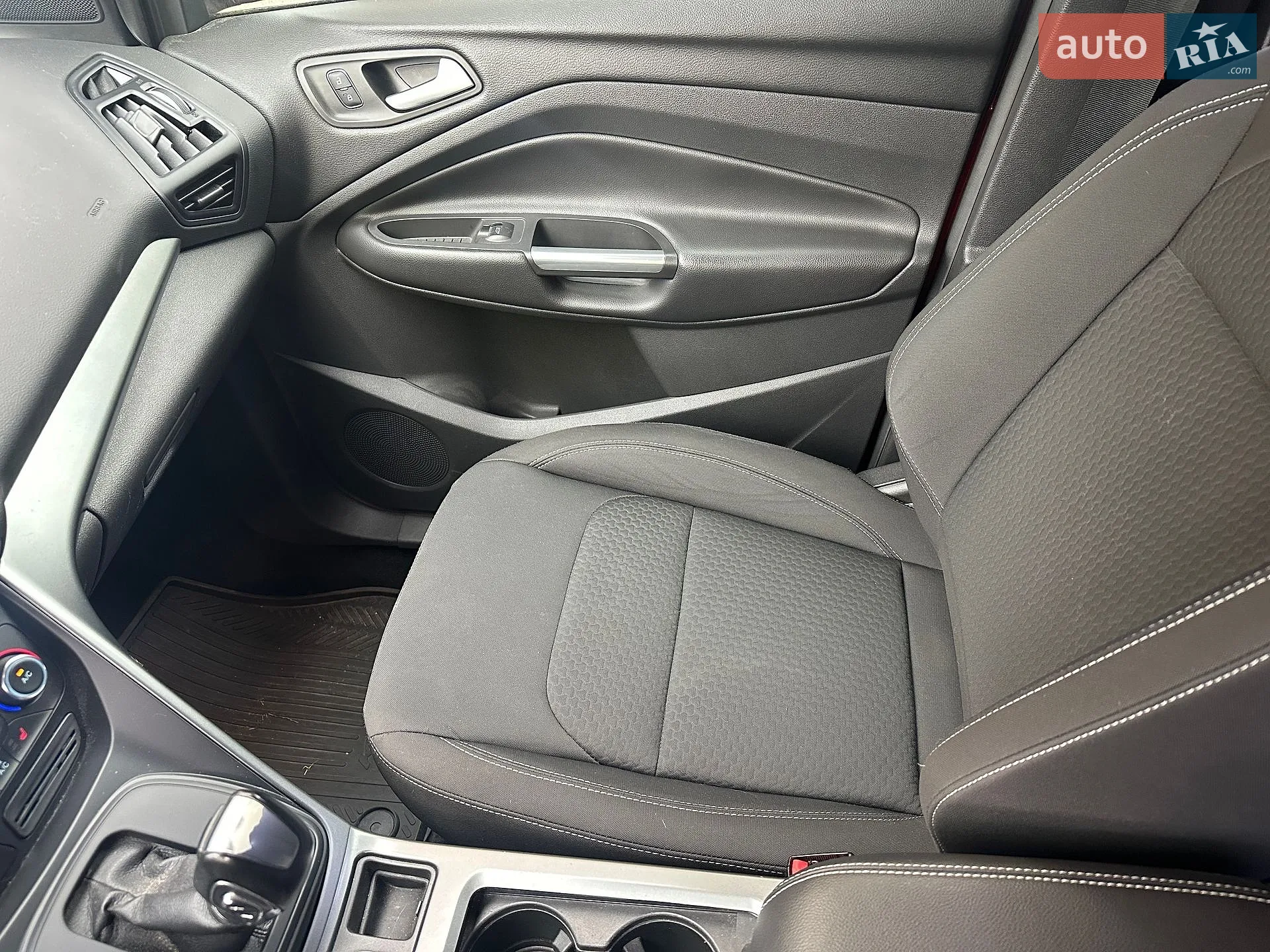 2019 Ford Kuga - мініатюра 24