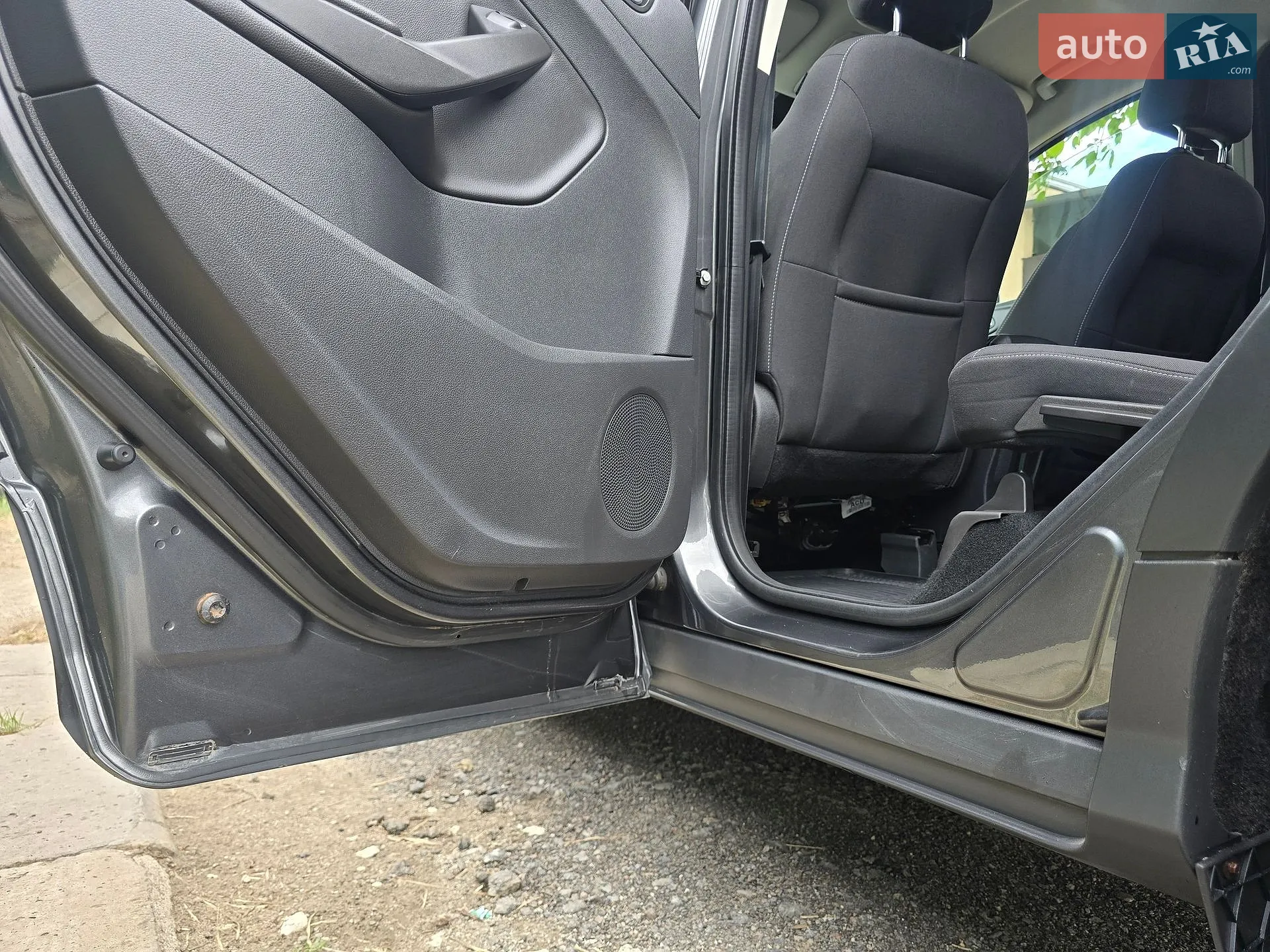 2016 Ford Kuga - мініатюра 39