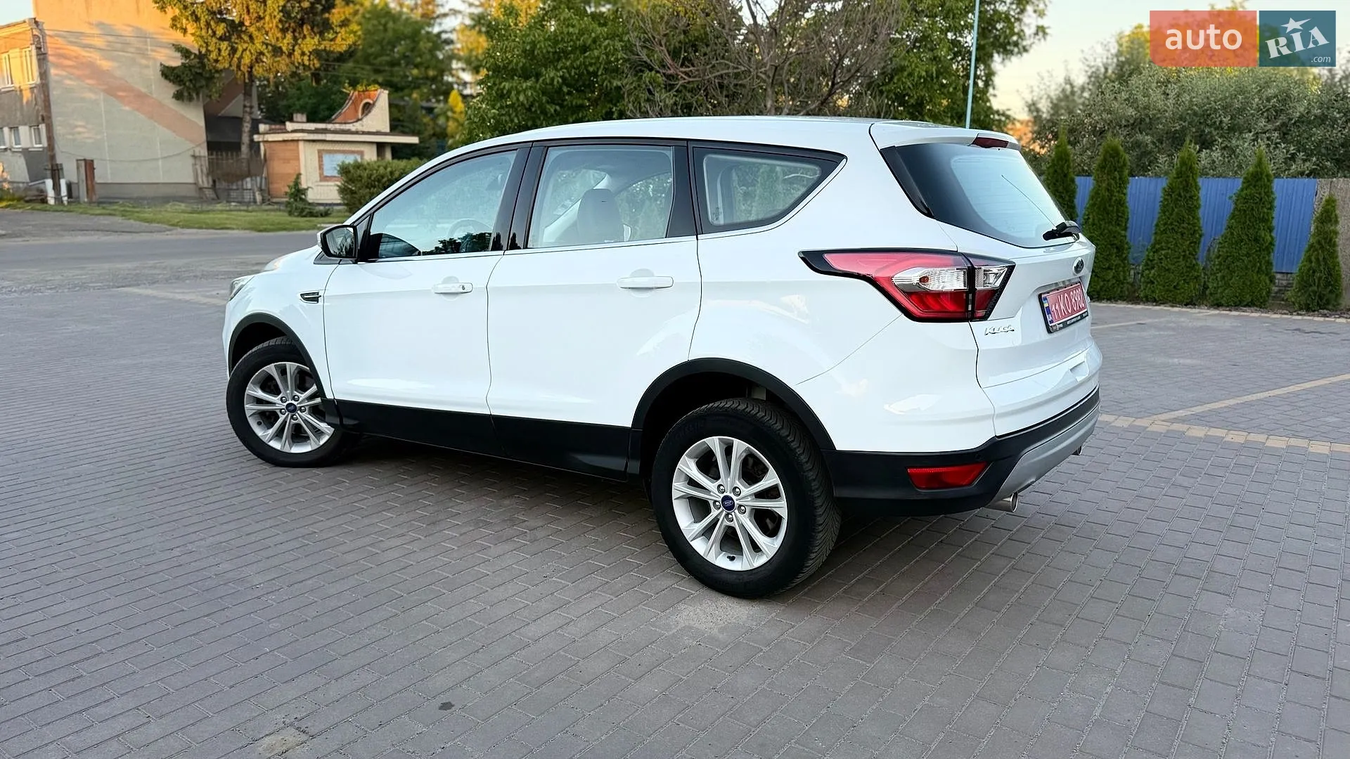 2019 Ford Kuga - мініатюра 17