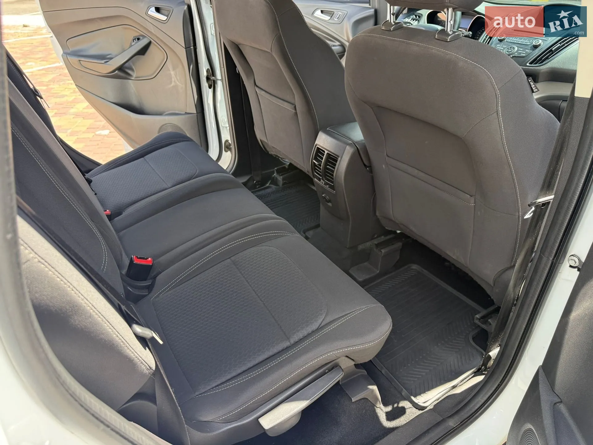 2017 Ford Kuga - мініатюра 19