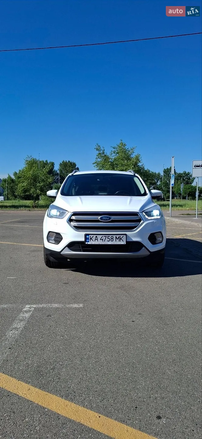 2018 Ford Kuga - фото 1