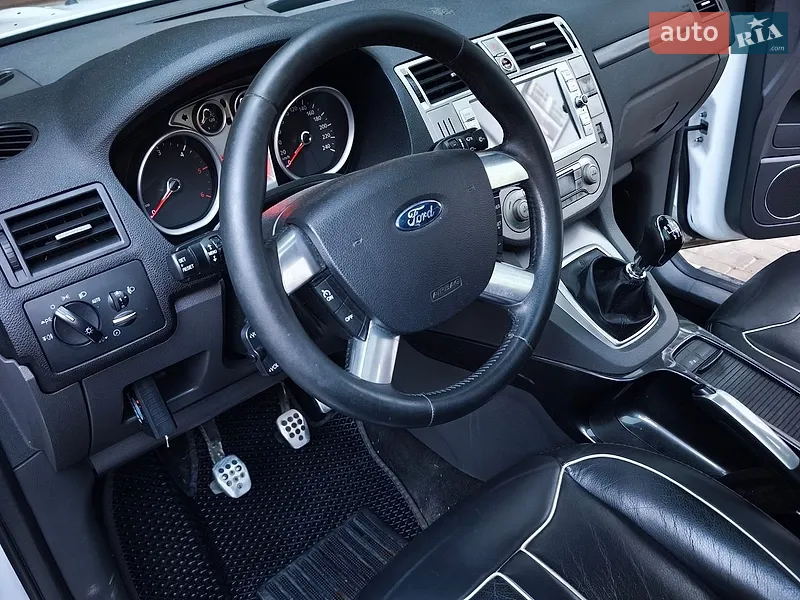 Ford Kuga 2011