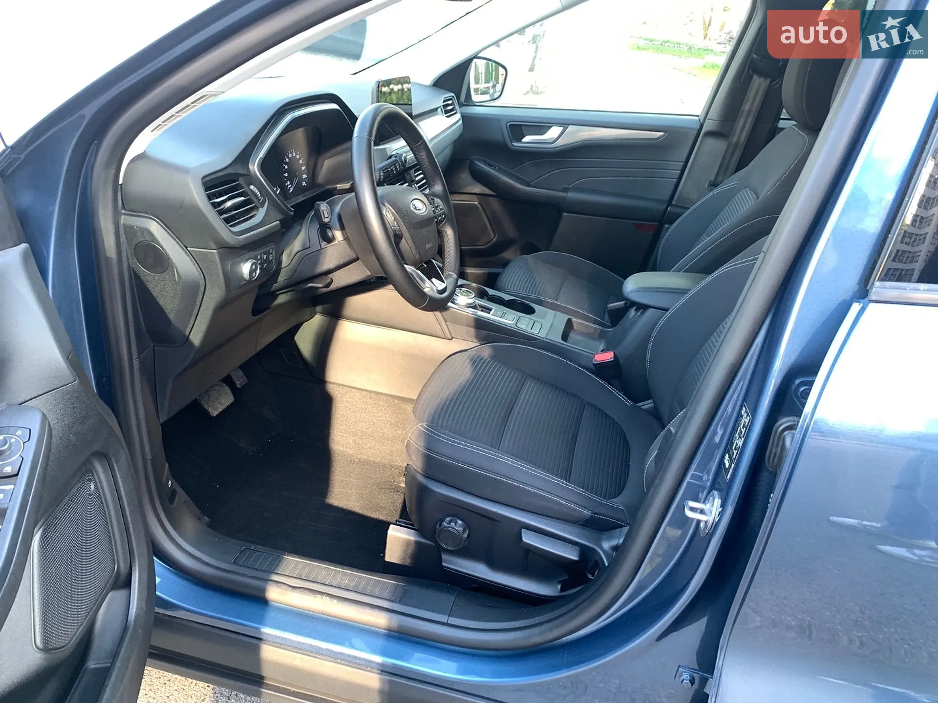 2023 Ford Kuga - мініатюра 17