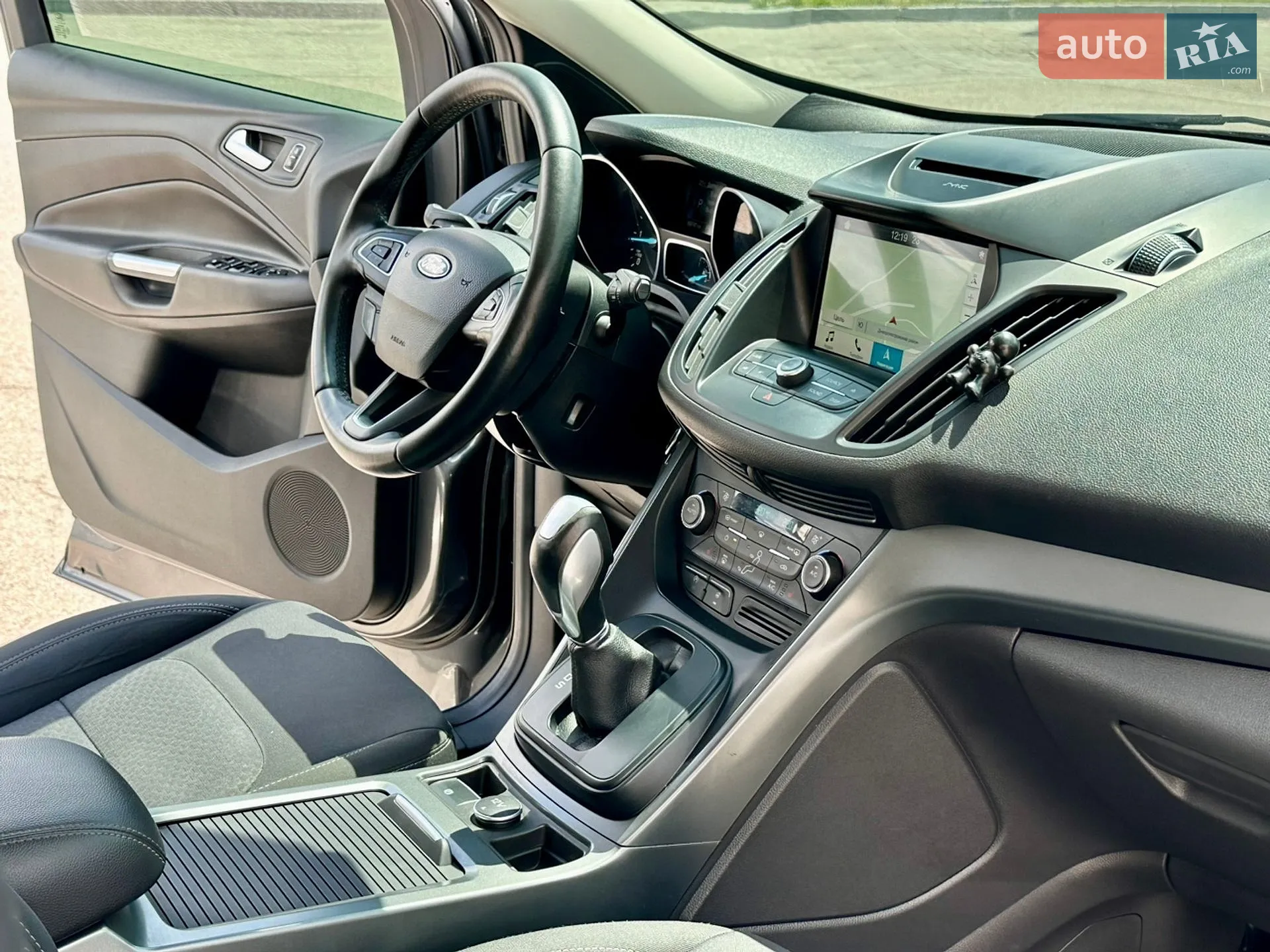 2017 Ford Kuga - мініатюра 31