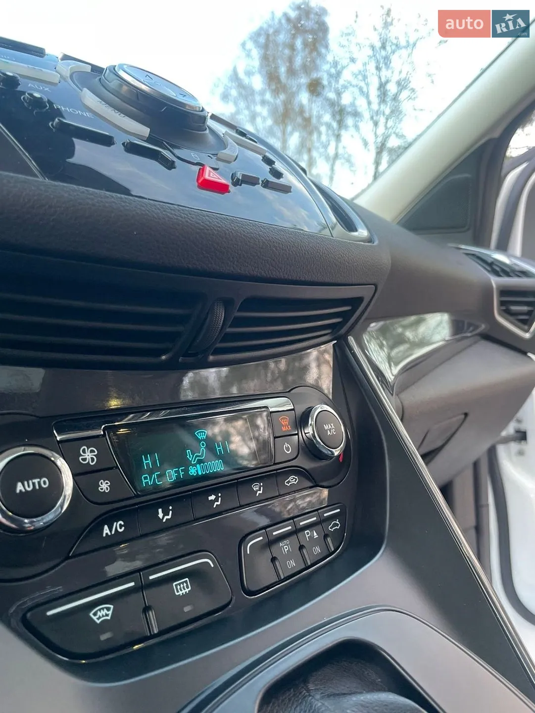 2015 Ford Kuga - мініатюра 11