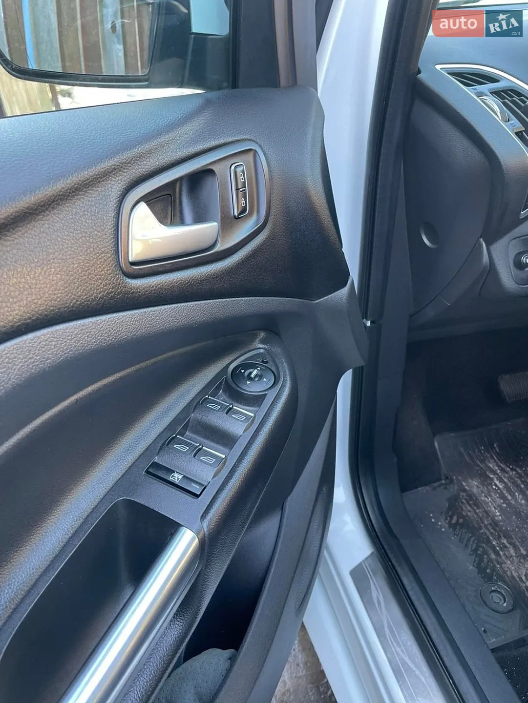 2015 Ford Kuga - мініатюра 19