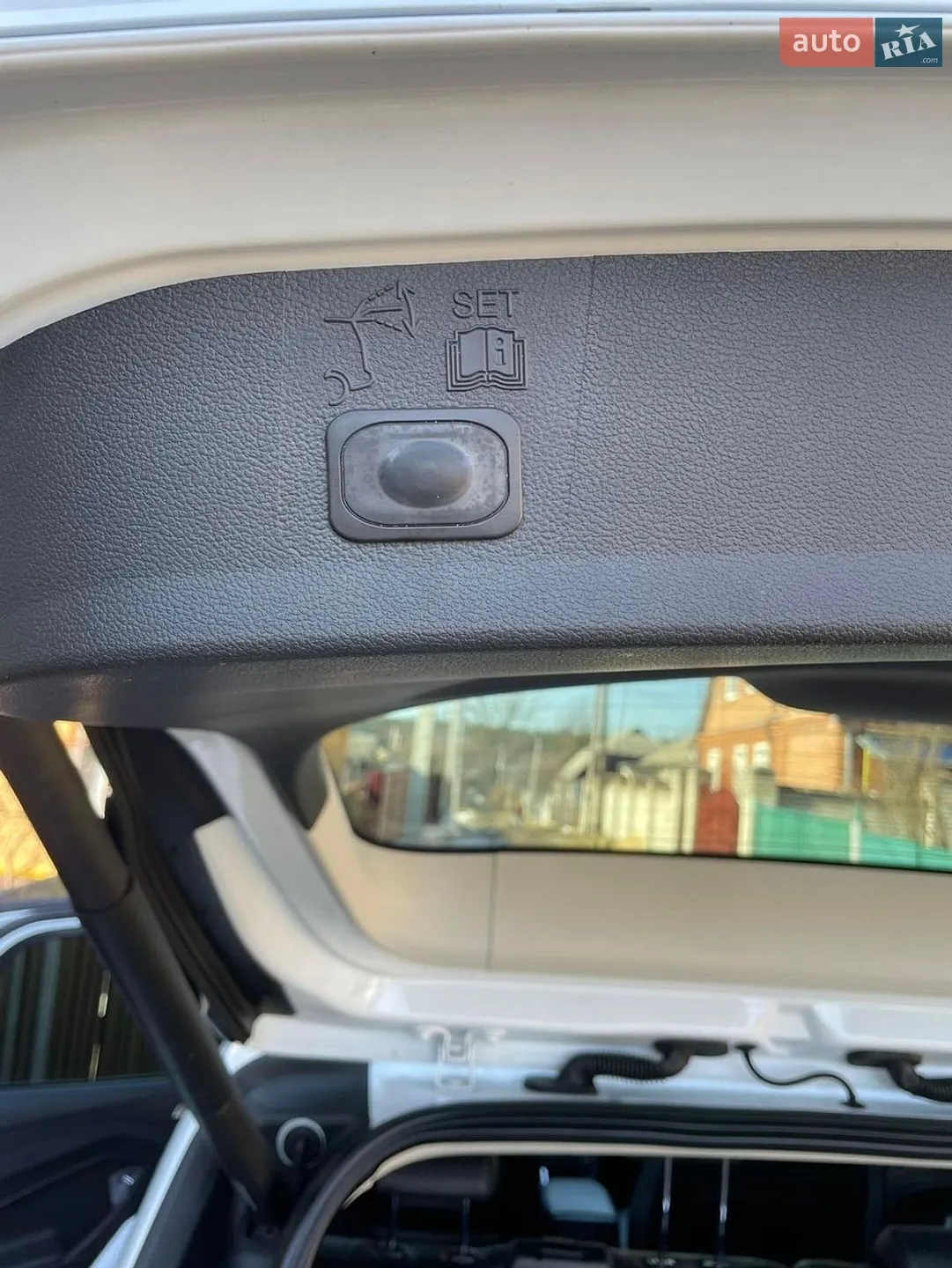 2015 Ford Kuga - мініатюра 29