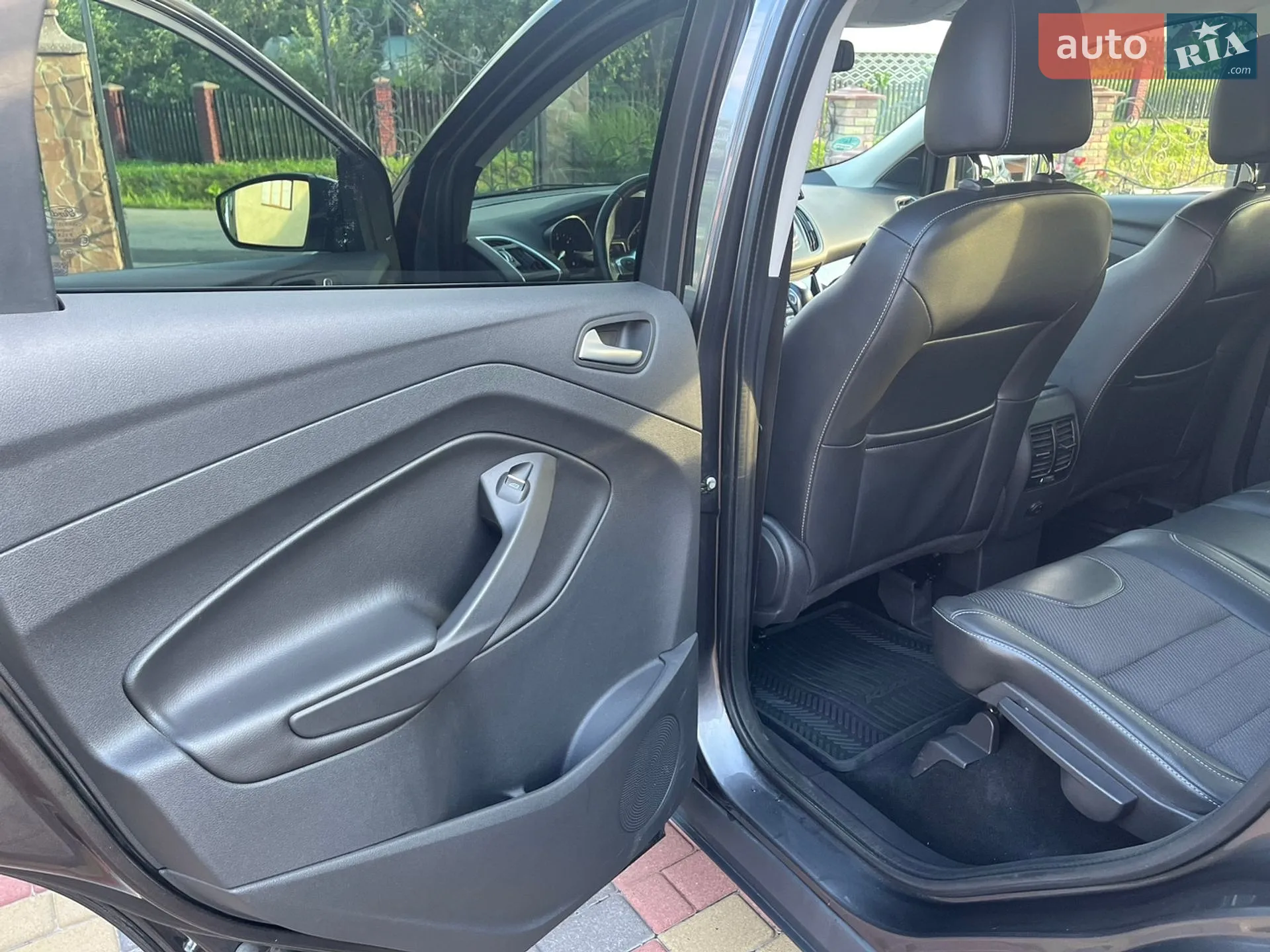 2016 Ford Kuga - мініатюра 16