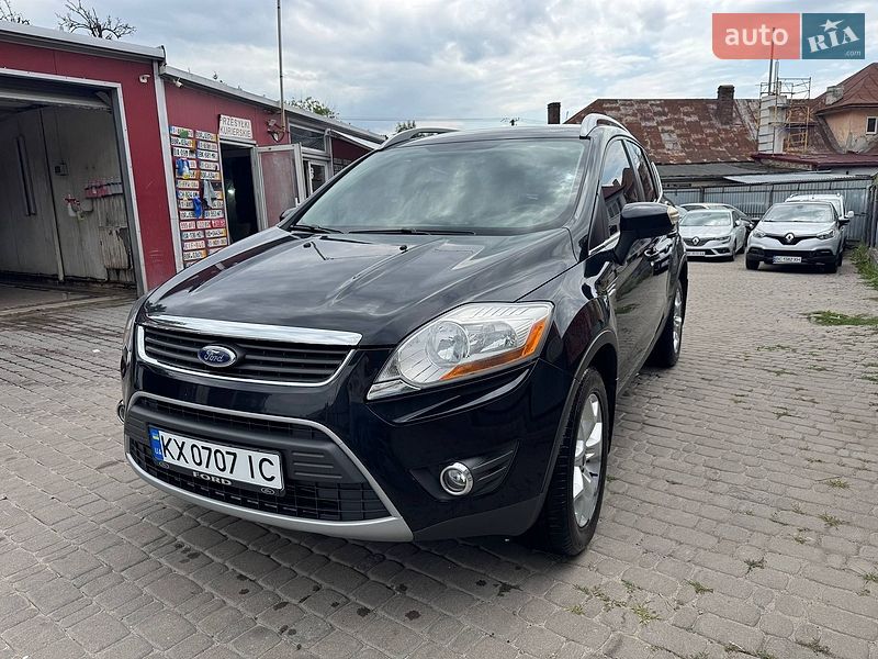 Позашляховик / Кросовер Ford Kuga 2012 в Винниках