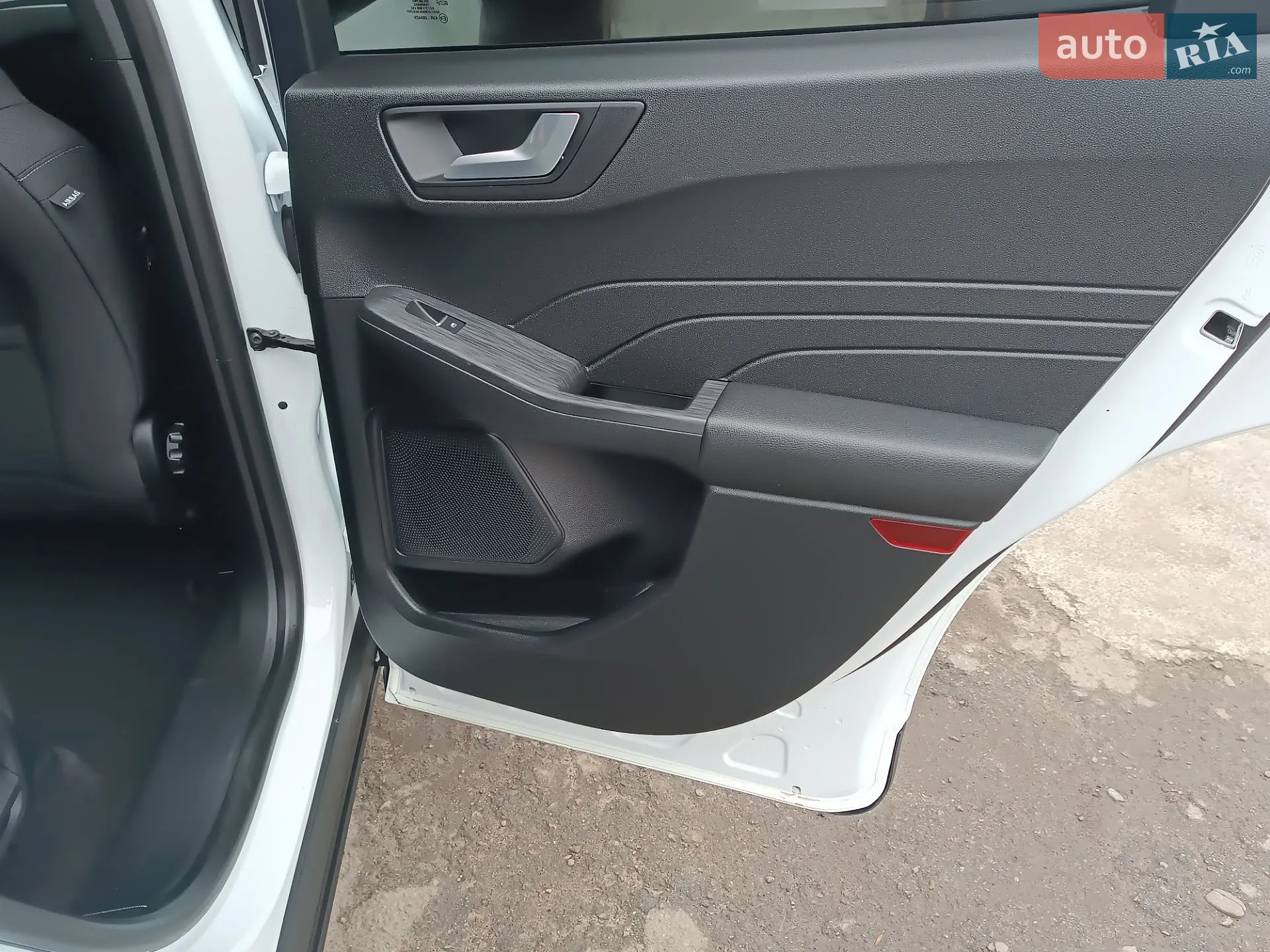 2021 Ford Kuga - мініатюра 38