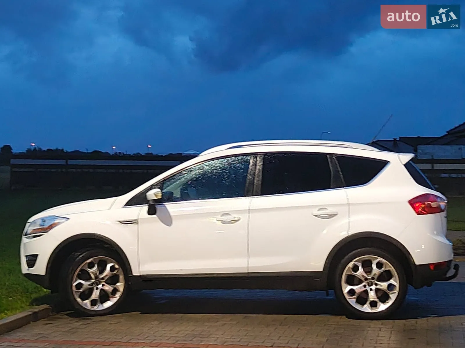 2010 Ford Kuga - мініатюра 8