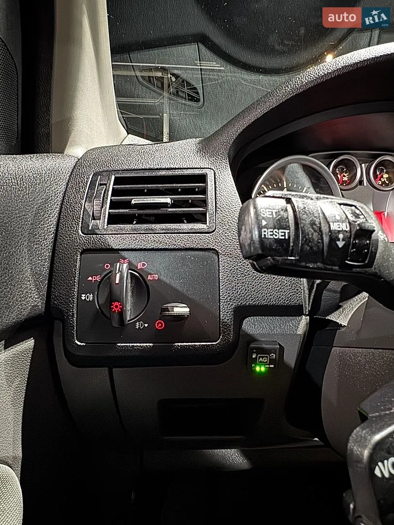 2010 Ford Kuga - мініатюра 39