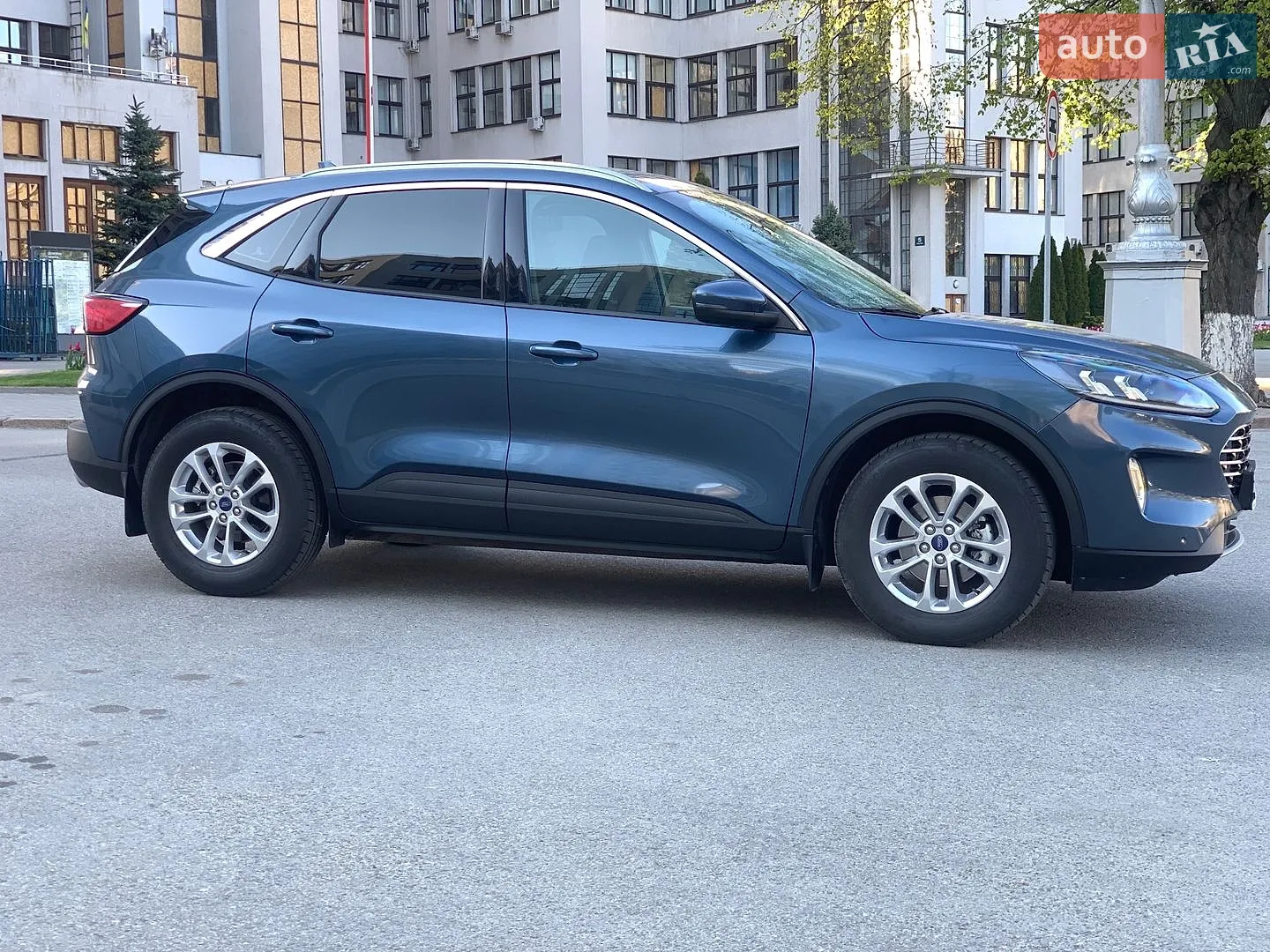 2023 Ford Kuga - мініатюра 5