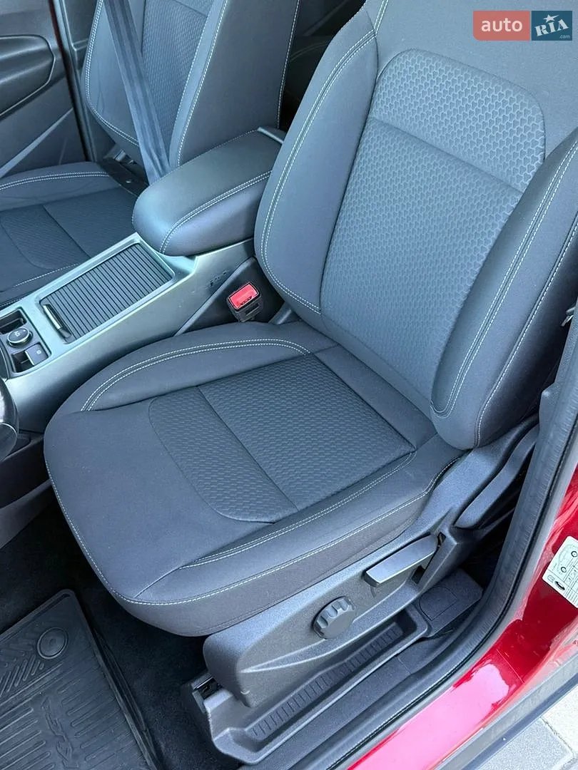 2017 Ford Kuga - мініатюра 16