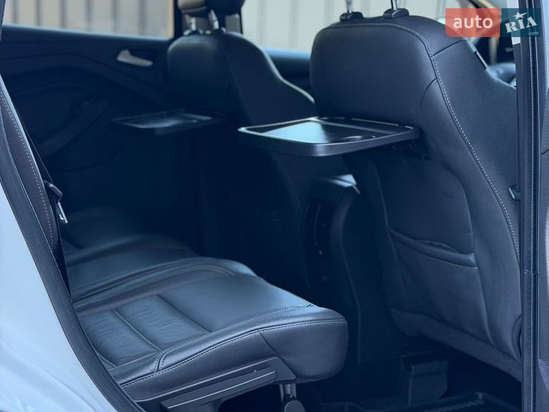Внедорожник / Кроссовер Ford Kuga 2019 в Дубно