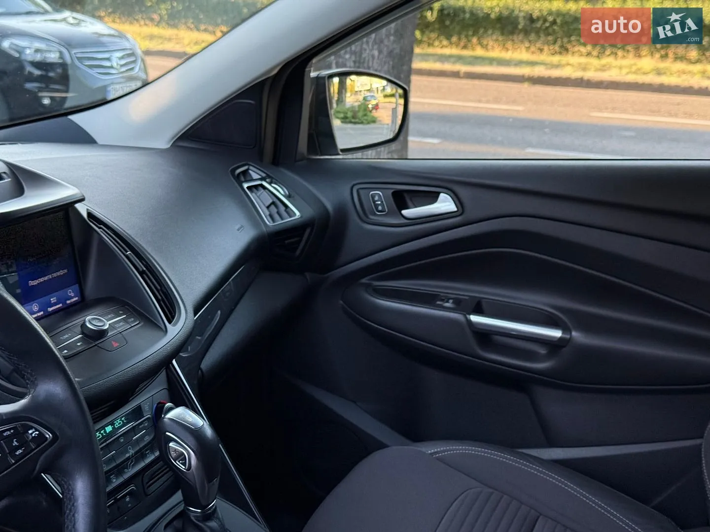 2019 Ford Kuga - мініатюра 18