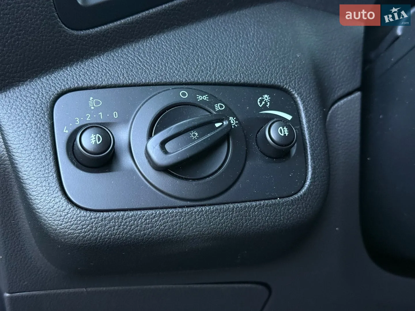 2019 Ford Kuga - мініатюра 20