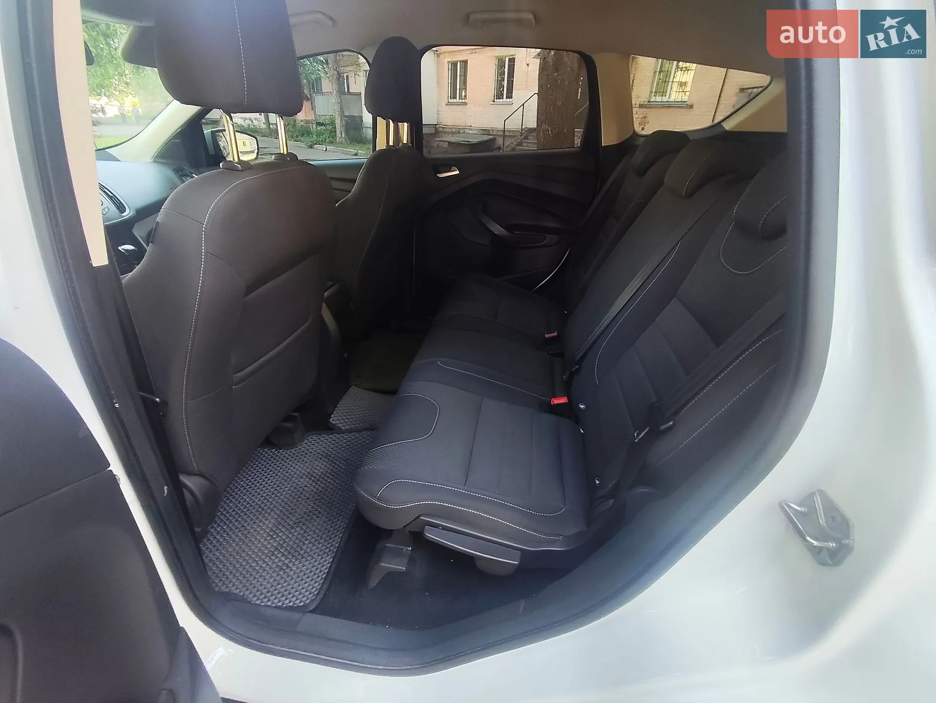 2016 Ford Kuga - мініатюра 27