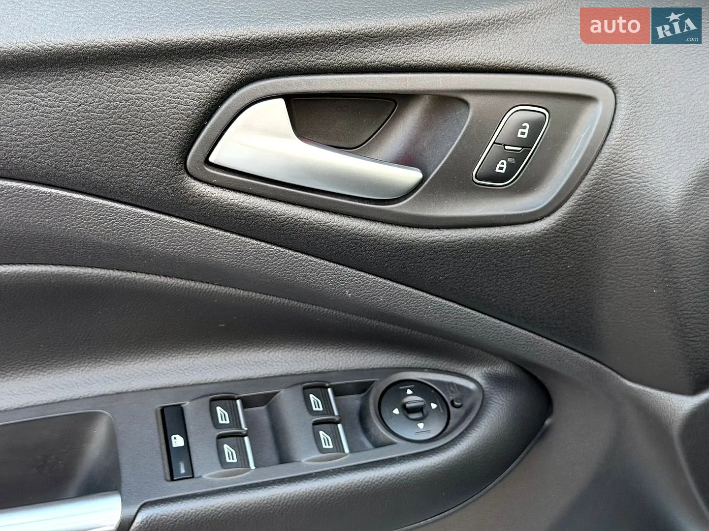 2019 Ford Kuga - мініатюра 3