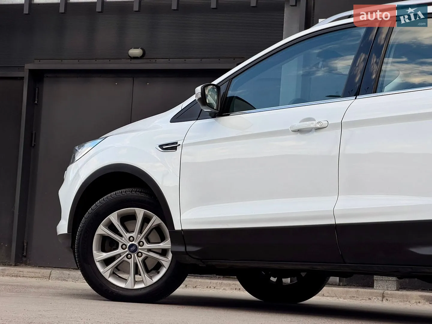 2019 Ford Kuga - мініатюра 17