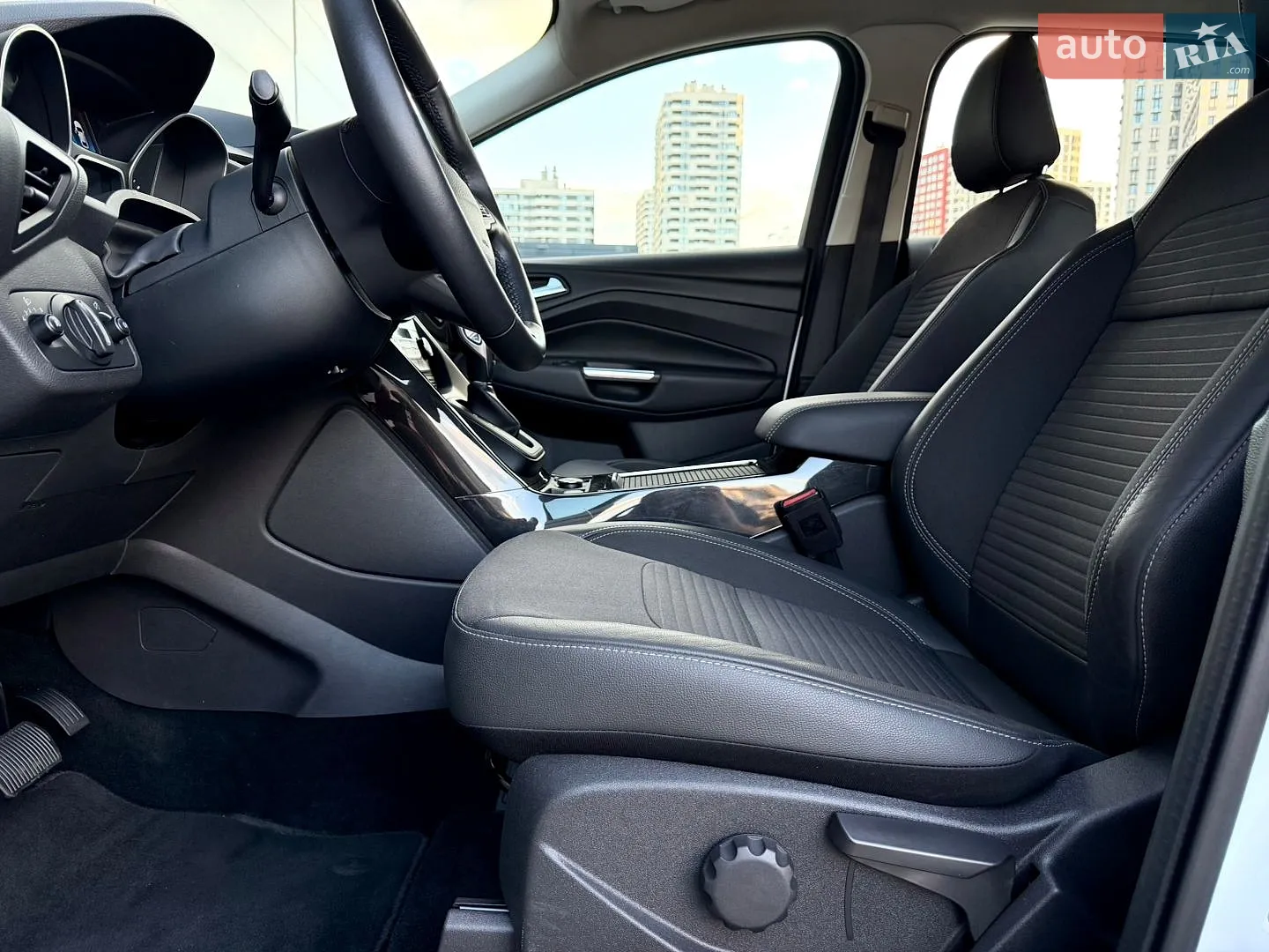 2019 Ford Kuga - мініатюра 28