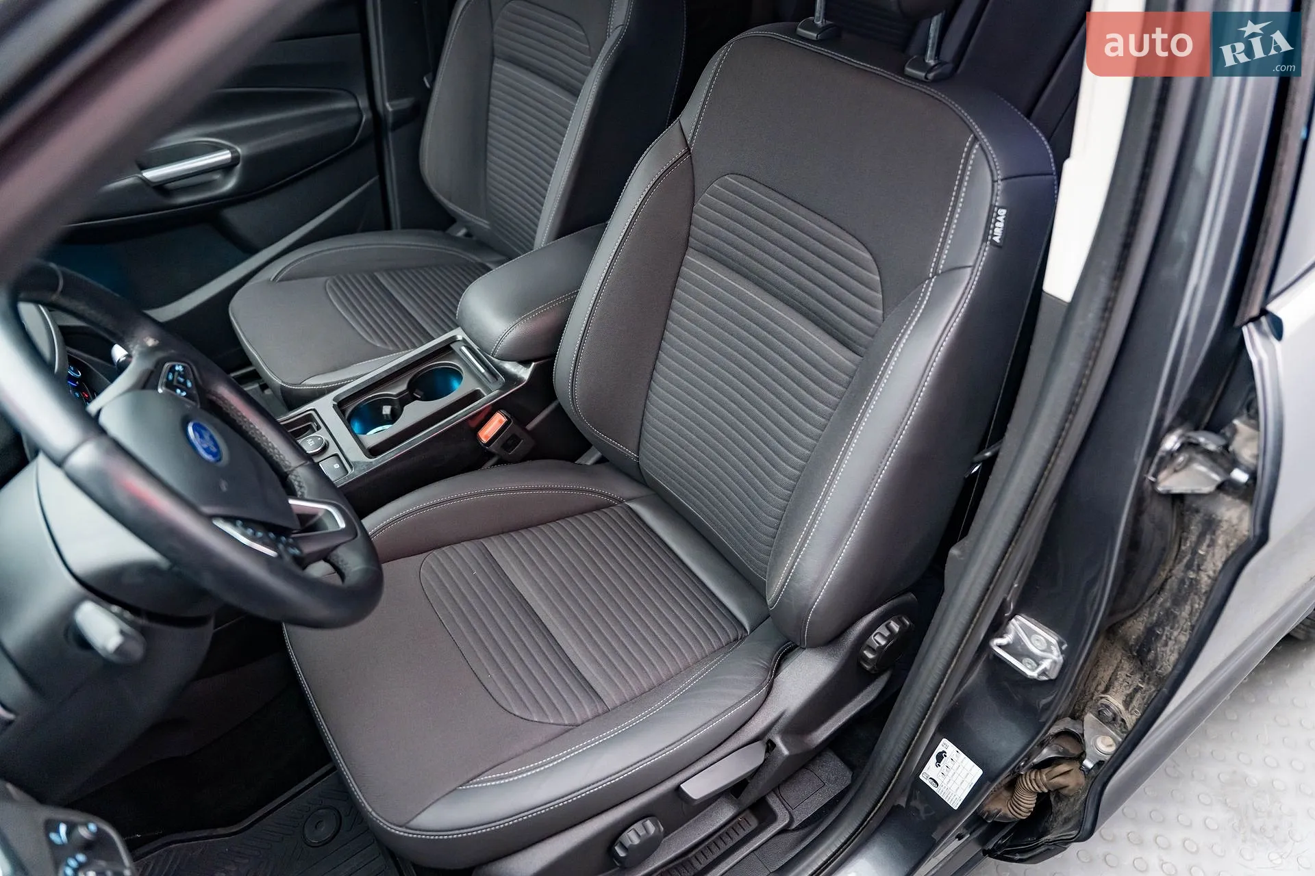 2019 Ford Kuga - мініатюра 10