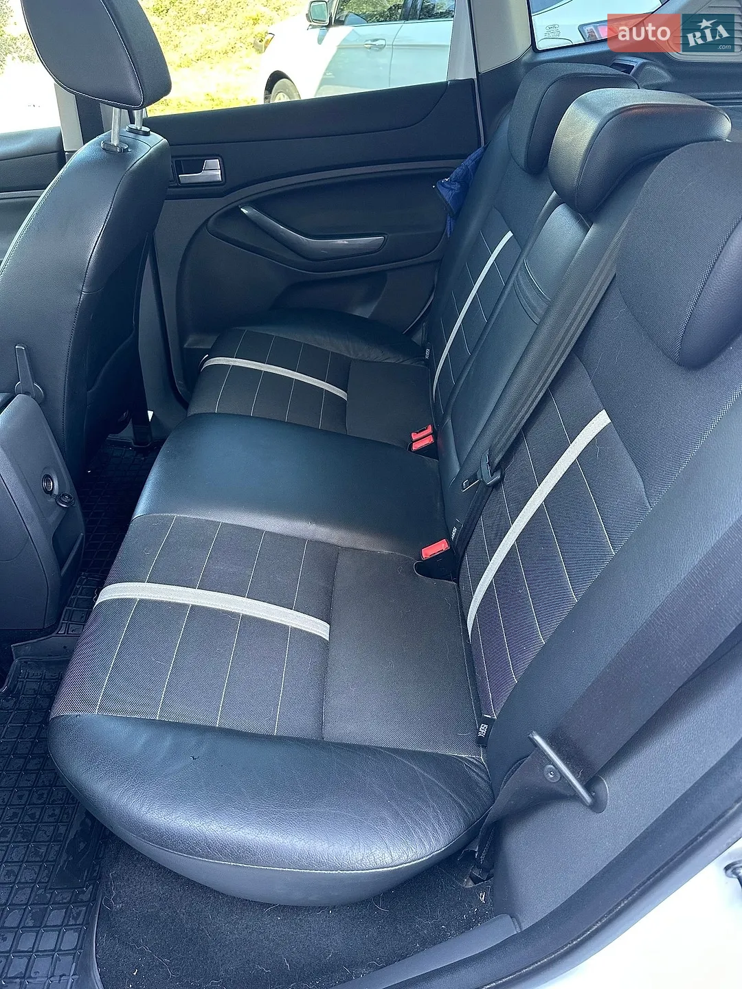 2011 Ford Kuga - мініатюра 4