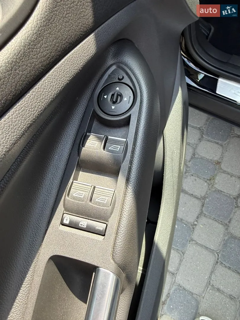 2017 Ford Kuga - мініатюра 19