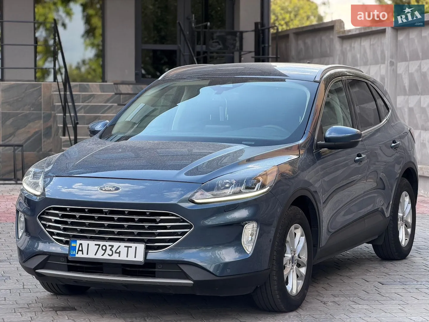 2020 Ford Kuga - мініатюра 2