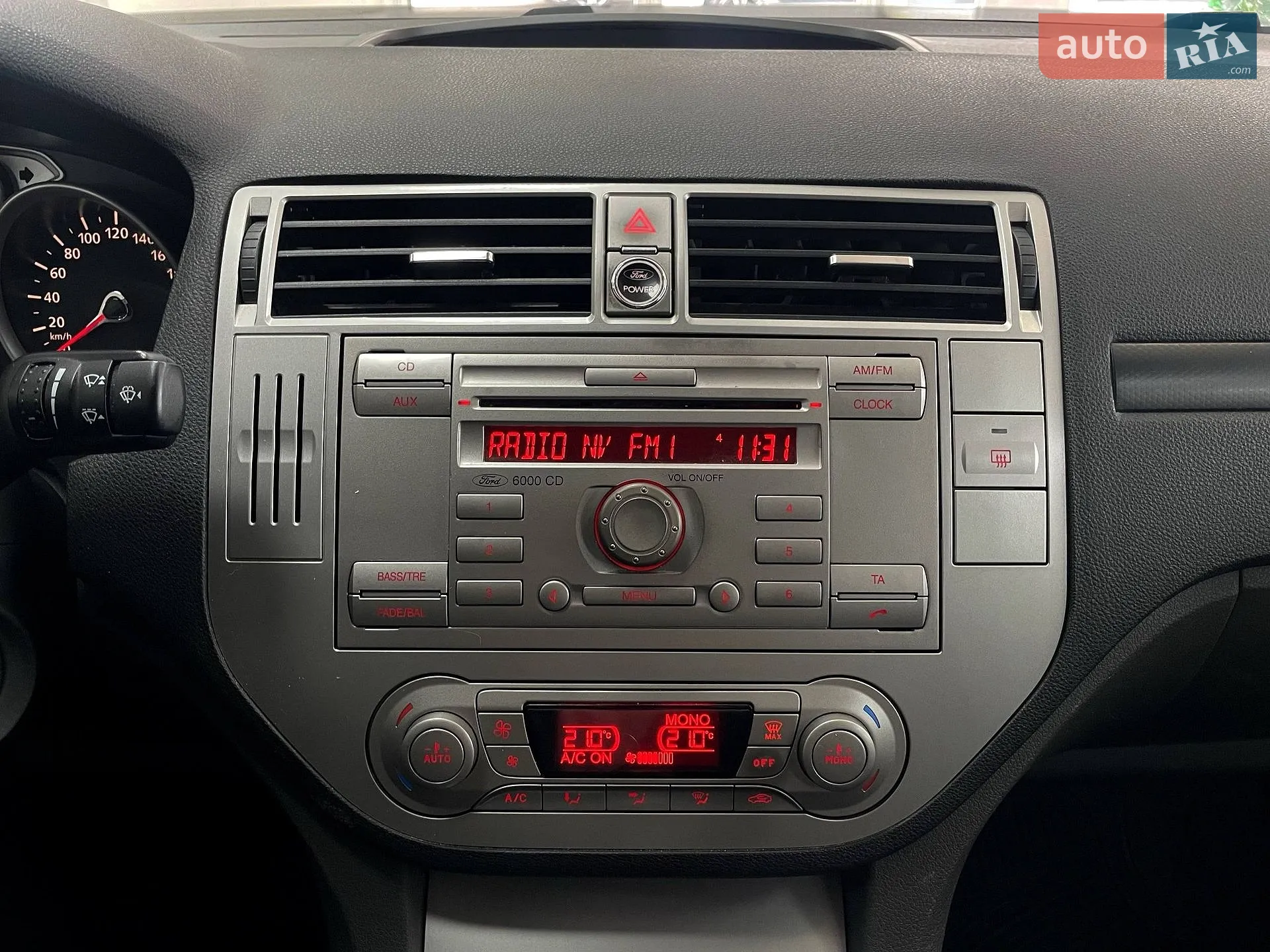 2011 Ford Kuga - мініатюра 21