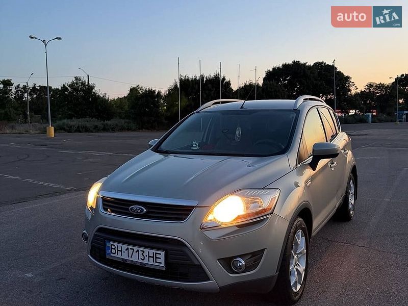 Внедорожник / Кроссовер Ford Kuga 2010 в Одессе