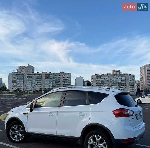 Внедорожник / Кроссовер Ford Kuga 2012 в Киеве
