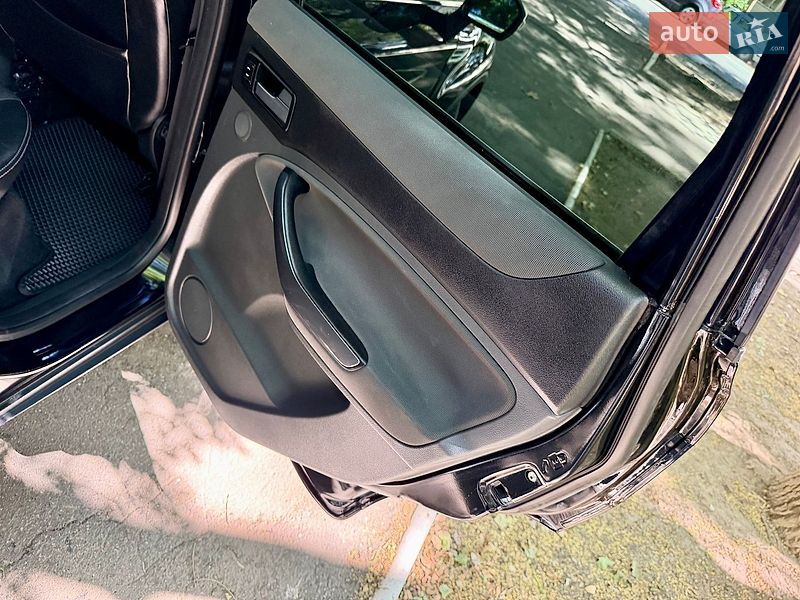 Внедорожник / Кроссовер Ford Kuga 2012 в Одессе
